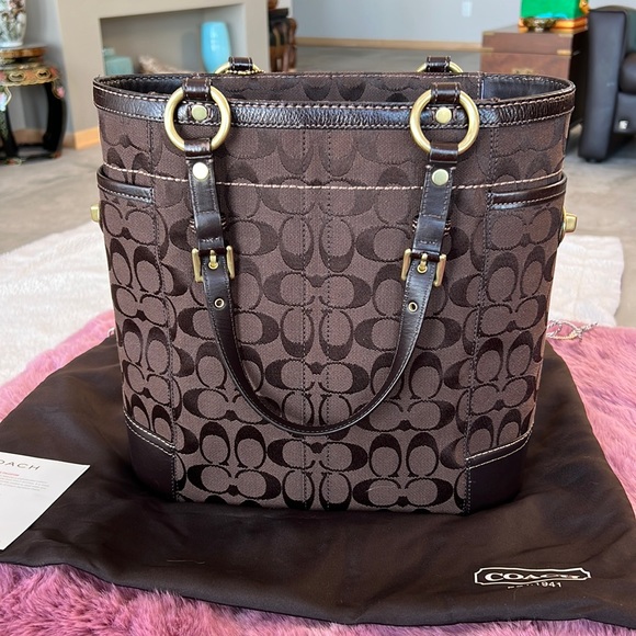 Coach Handbags - Coach EUC chocolate brown signature fabric handbag, with dust bag